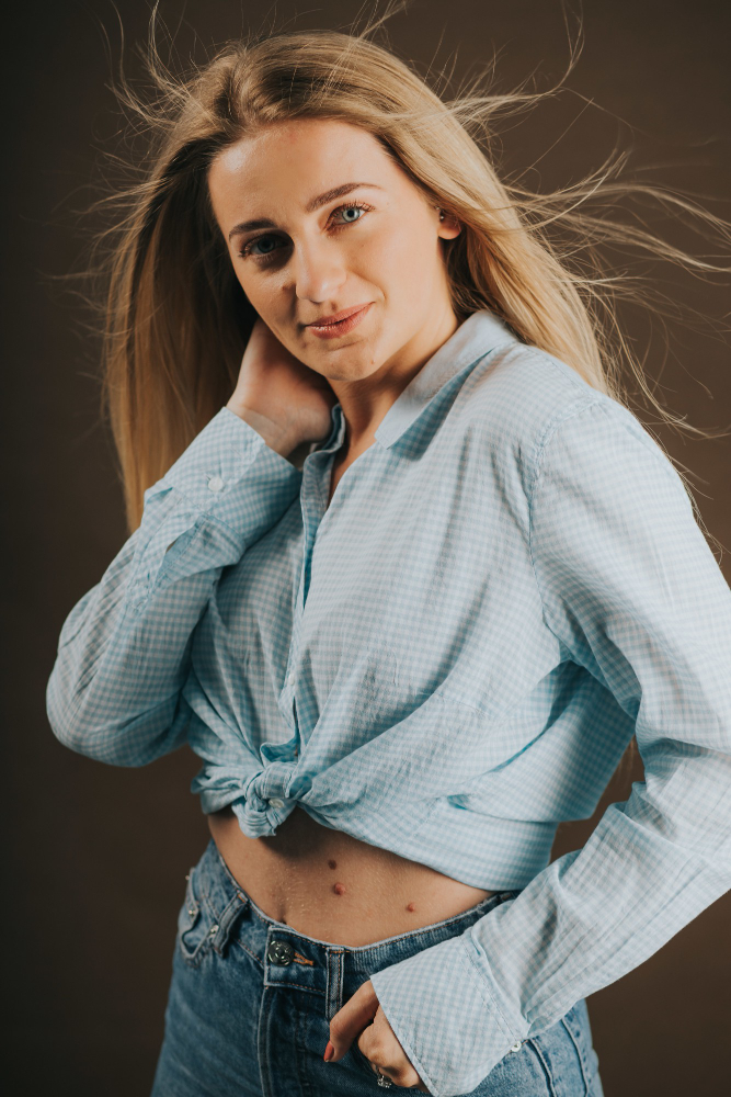 Emily Davis review on aviator